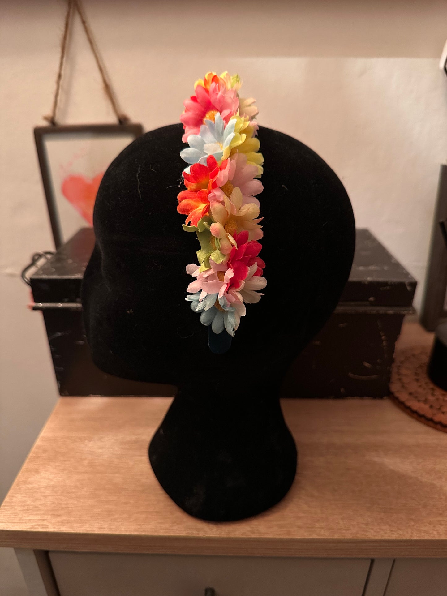 Bright Daisy hairband - thin band